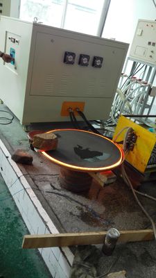 Induzione industriale che estigue il sistema di riscaldamento della macchina per gli strumenti dell'hardware